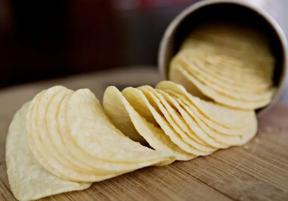 Jak się pisze pringles? Odkryj zasady pisowni tej marki